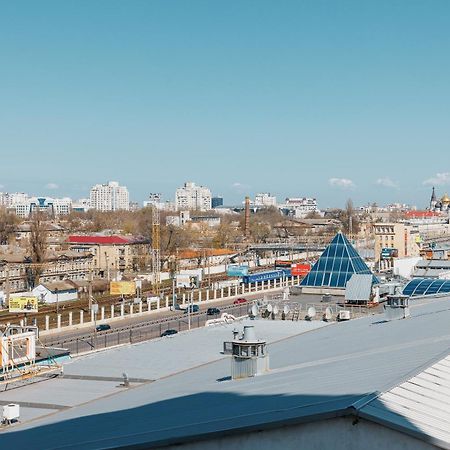 Апартаменты С Двумя Спальнями В Центре Города Odesa Exterior foto